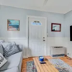 Old Orchard Beach Retreat-2Bd Cottage