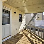 Old Ocean Beach Apt By Pier And Palace Playland