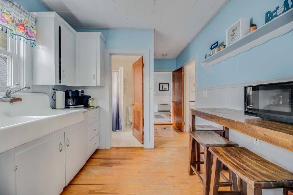 Retreat-2bd Apartment