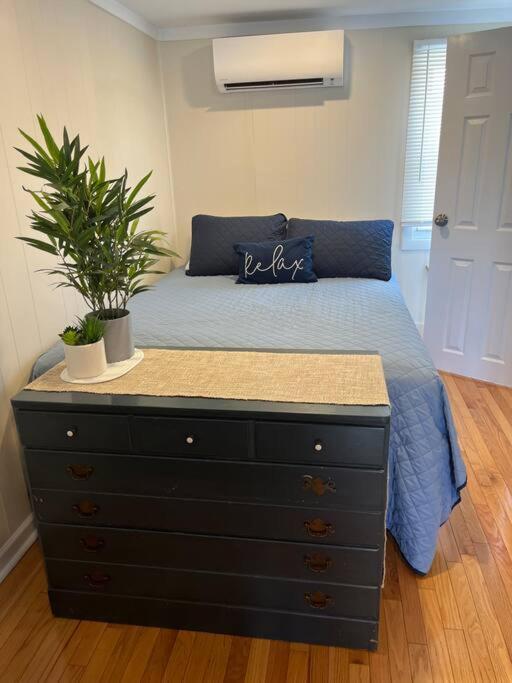Steps From The Sandy Beach! Seashell Apartment