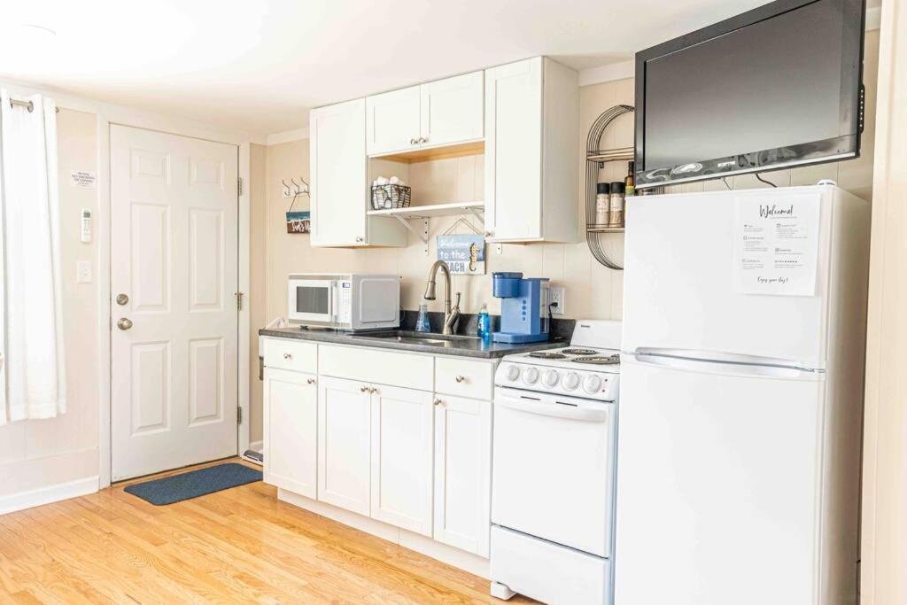 Steps From The Sandy Beach! Seashell Apartment Old Orchard Beach