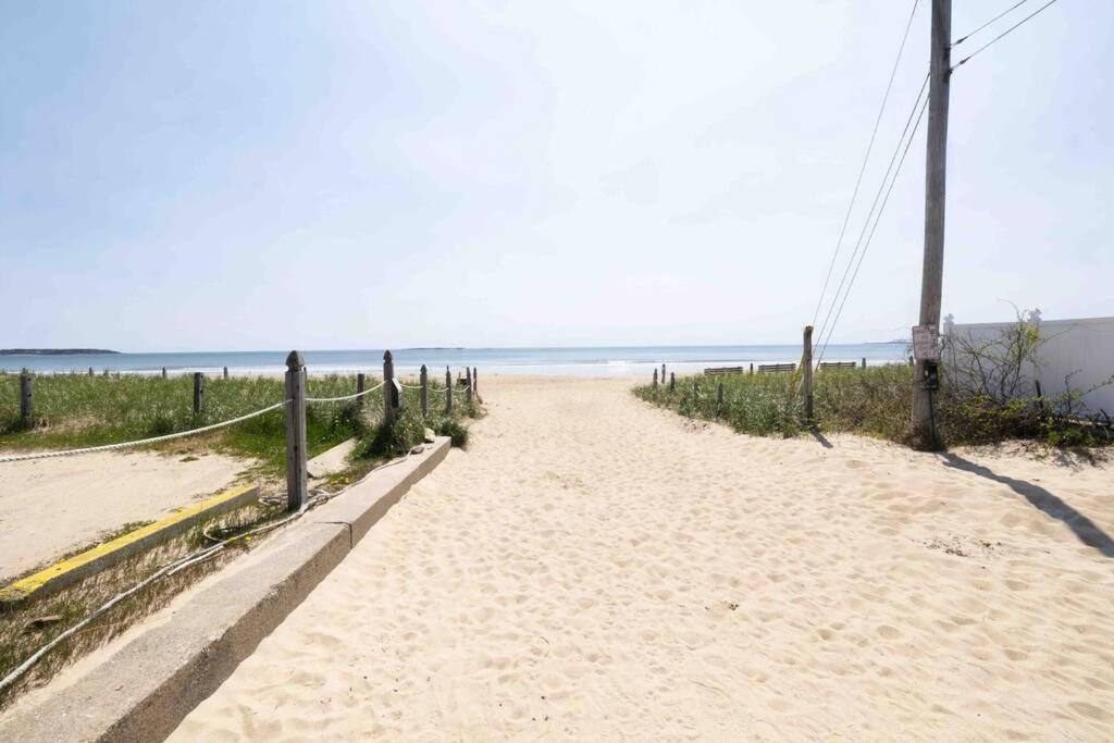 Steps From The Sandy Beach! Seashell Apartment Old Orchard Beach