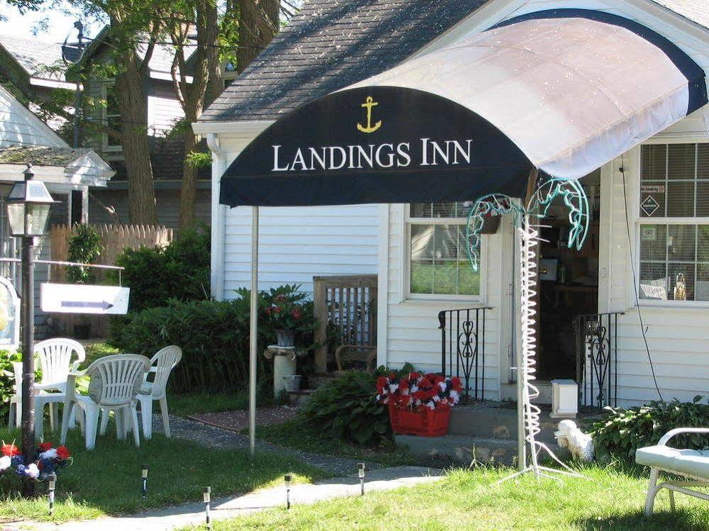 Caris Landings By The Sea