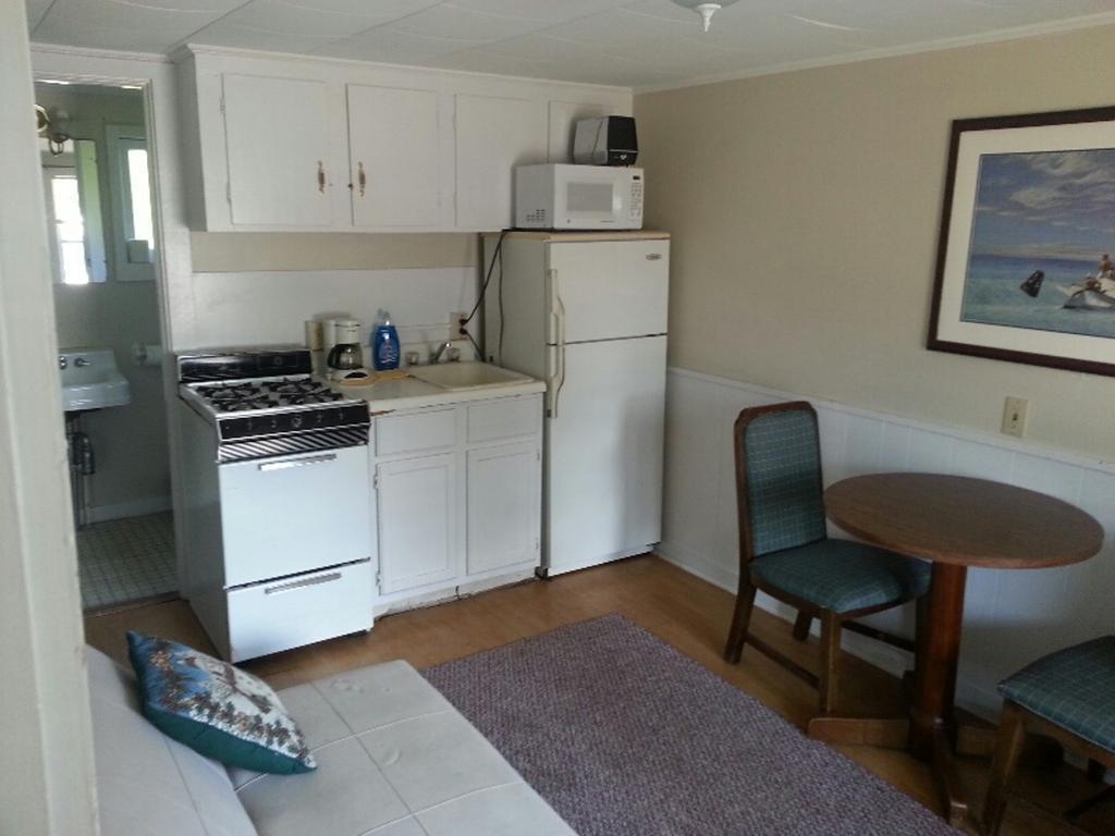 Hotel Caris Landings By The Sea 2*